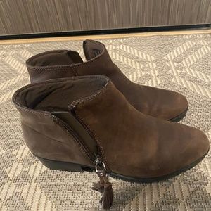 Clarks Ankle Zip Boots